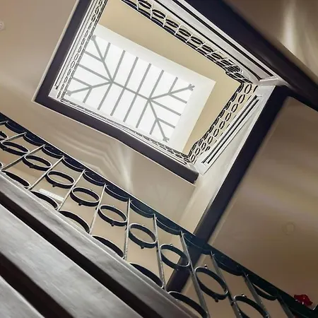 Elegant 1br Near Praca Comercio W/ Elevator And Ac * Lisboa